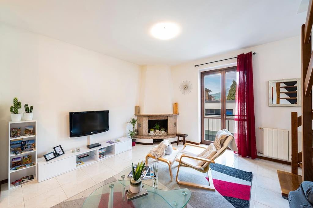 Tresa Bay House - Lugano Lake Lavena Ponte Tresa Eksteriør billede