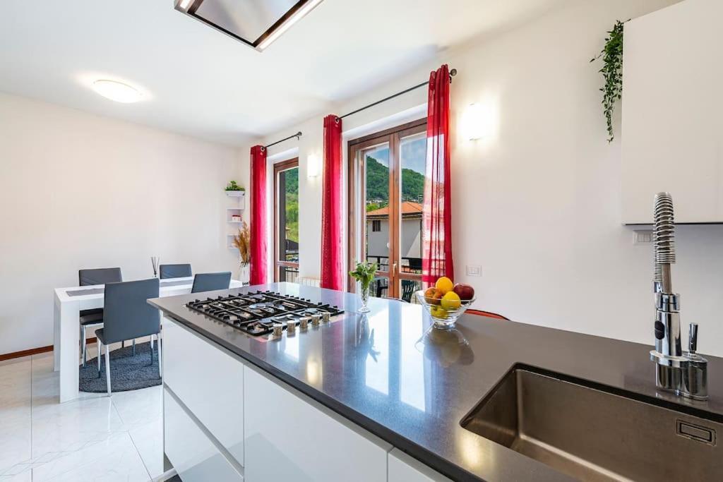 Tresa Bay House - Lugano Lake Lavena Ponte Tresa Eksteriør billede