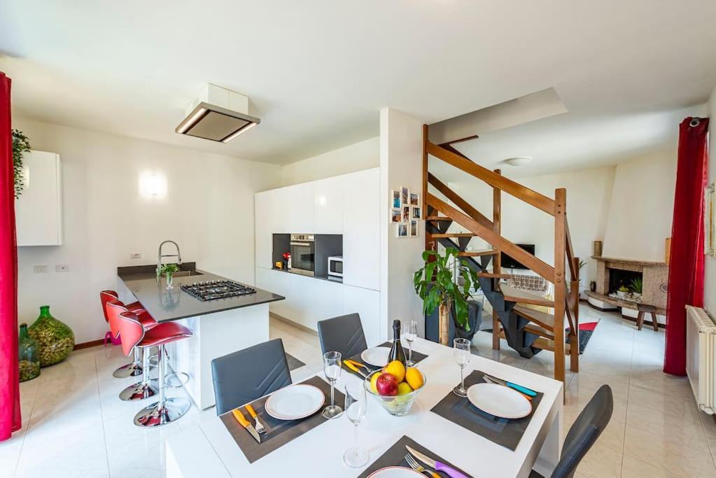 Tresa Bay House - Lugano Lake Lavena Ponte Tresa Eksteriør billede
